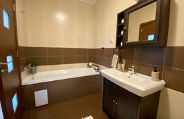 Super pret: 3 camere la cheie, 72 mp, 2 balcoane, parcare, zona Parc Poligon