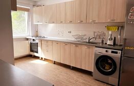  Apartament, decomandat, intermediar, parcare, zona Zona Vivo ! 