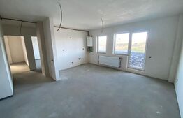Apartament 3 camere, 70mp + 22mp terasa, etaj intermediar, zona Regal