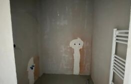 Apartament 3 camere, 70mp + 22mp terasa, etaj intermediar, zona Regal