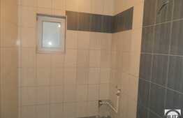 Vanzare 3 camere, demisol inalt, 77 mp utili, zona strazii Stejarului!