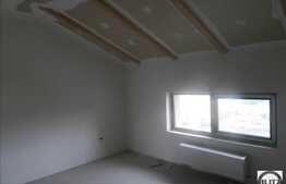 Mansarda inalta 2 camere, 56 mp, 2 balcoane, zona Teilor! Parcare! Semifinisata!