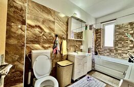 Apartament 2 camere, 56mp, decomandat, etaj intermediar, parcare zona Florilor