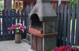 Casă de vacanta localizată excelent, de 48mp, cu 350mp teren, zona Roata Făget