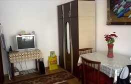 De vanzare 2 camere, 52 mp utili, balcon de 6 mp, zona strazii Porii!