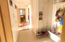 Apartament, 3 camere , etaj 2/4, decomandat, boxa si loc de parcare inclus