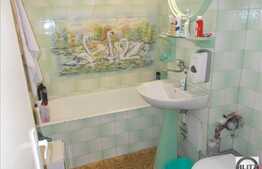 4 camere, decomandat, 81 mp, garaj, parcare, boxa, zona Primaria Baciu