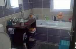 Mansarda inalta cu 2 camere, 52 mp, 2 balcoane, POD, zona Porii! Parcare cu CF!