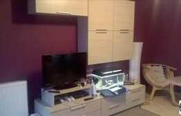 Mansarda inalta cu 2 camere, 52 mp, 2 balcoane, POD, zona Porii! Parcare cu CF!