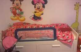 Mansarda inalta cu 2 camere, 52 mp, 2 balcoane, POD, zona Porii! Parcare cu CF!