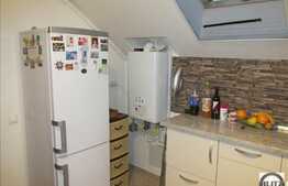 Mansarda cu suprafata de 32.76 mp, balcon, zona Terra! Loc de parcare!