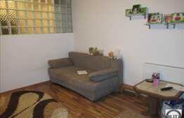 Mansarda cu suprafata de 32.76 mp, balcon, zona Terra! Loc de parcare!