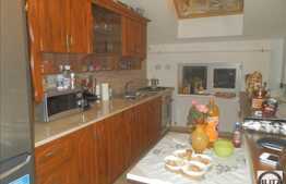 Vanzare mansarda cu 2 camere, 58 mp, 2 balcoane, parcare cu CF! Zona Florilor!