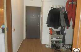 Vanzare mansarda cu 2 camere, 58 mp, 2 balcoane, parcare cu CF! Zona Florilor!