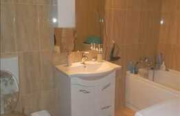 Vanzare mansarda cu 2 camere, 58 mp, 2 balcoane, parcare cu CF! Zona Florilor!