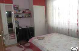 De vanzare 4 camere, 77 mp, zona Stejarului! Mobilat!