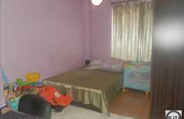 De vanzare 4 camere, 77 mp, zona Stejarului! Mobilat!