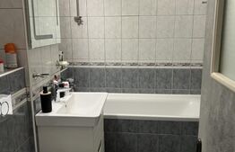 Apartament cu 3 camere, zona Florilor 