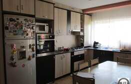 De vanzare 2 camere, 61 mp, 2 balcoane, etaj intermediar! Zona Tauti! Mobilat!