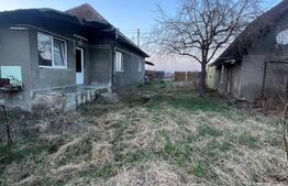 Casa renovabila cu 3 camere, teren generos de 1350 mp, Jucu de Sus 