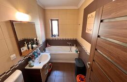 Apartament decomandat, 2 camere, boxa si parcare incluse in pret, Floresti