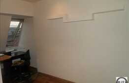 Apartament la mansarda, 1 camera, decomandat, 37 mp! Zona strazii Somesului!