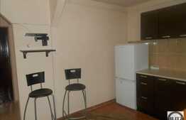 Apartament la mansarda, 1 camera, decomandat, 37 mp! Zona strazii Somesului!