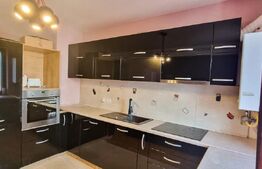Apartament 3 camere, 70mp, 3 balcoane, 2 parcari subterane, zona Sub Cetate