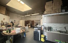 Spatiu comercial ( Birouri  zona Bartolomeu )