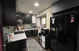 Casa 3 camere (zona centrala  str Lungă ) 