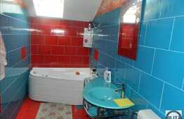 Mansarda inalta cu 2 camere, 47 mp, balcon! Zona pietei Floresti Parcare inclusa