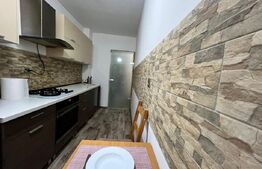 Garsoniera decomandata structura mare, in racadau, lux