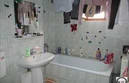 2 camere , 58 mp, balcon inchis! Zona Cetatea Fetei! Parcare si boxa depozitare!