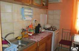 2 camere , 58 mp, balcon inchis! Zona Cetatea Fetei! Parcare si boxa depozitare!