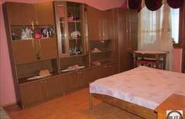 2 camere , 58 mp, balcon inchis! Zona Cetatea Fetei! Parcare si boxa depozitare!