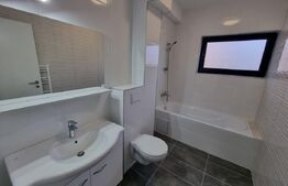 Casa 4 camere, 139mp, curte, terasa, 3 parcari, ansamblu privat, Dezmir