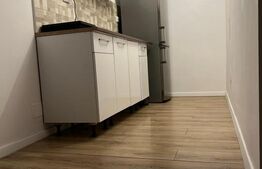 De vanzare apartament semidecomandat, 3 camere, zona Terra