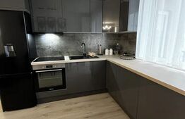 Apartament 3 camere, mobilat, 70 mp, parcare, zona Vivo