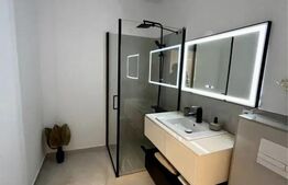 Apartament 3 camere, mobilat, 70 mp, parcare, zona Vivo