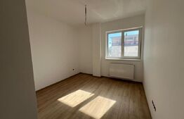 Apartament 3 camere, 69 mp, parcare, terasa 62 mp, finisat, zona Regal 