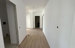 Apartament 3 camere, 69 mp, parcare, terasa 62 mp, finisat, zona Regal 