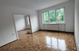 Apartament cu 4 camere semidecomandat