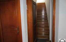 5 camere, 110 mp, 2 nivele, zona strazii Nicolae Titulescu