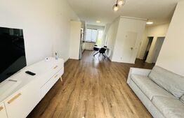 Apartament 3 camere, 81mp utili, 4 balcoane, zona Vivo