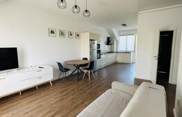 Apartament 3 camere, 81mp utili, 4 balcoane, zona Vivo