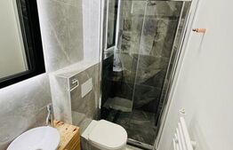 Apartament 3 camere, 81mp utili, 4 balcoane, zona Vivo