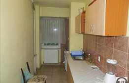 1 camera, 50 mp ultili, parter, zona strazii Nicolae Titulescu