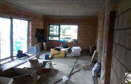 3 camere, 86 mp, terasa, loc de parcare, semifinisat, zona Grand Hotel Italia