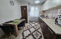 Apartament cu 3 camere, 73 mp, zona Calea Floresti 