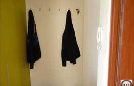 1 camera, 42 mp, etaj intermediar, loc de parcare, zona Calea Baciului